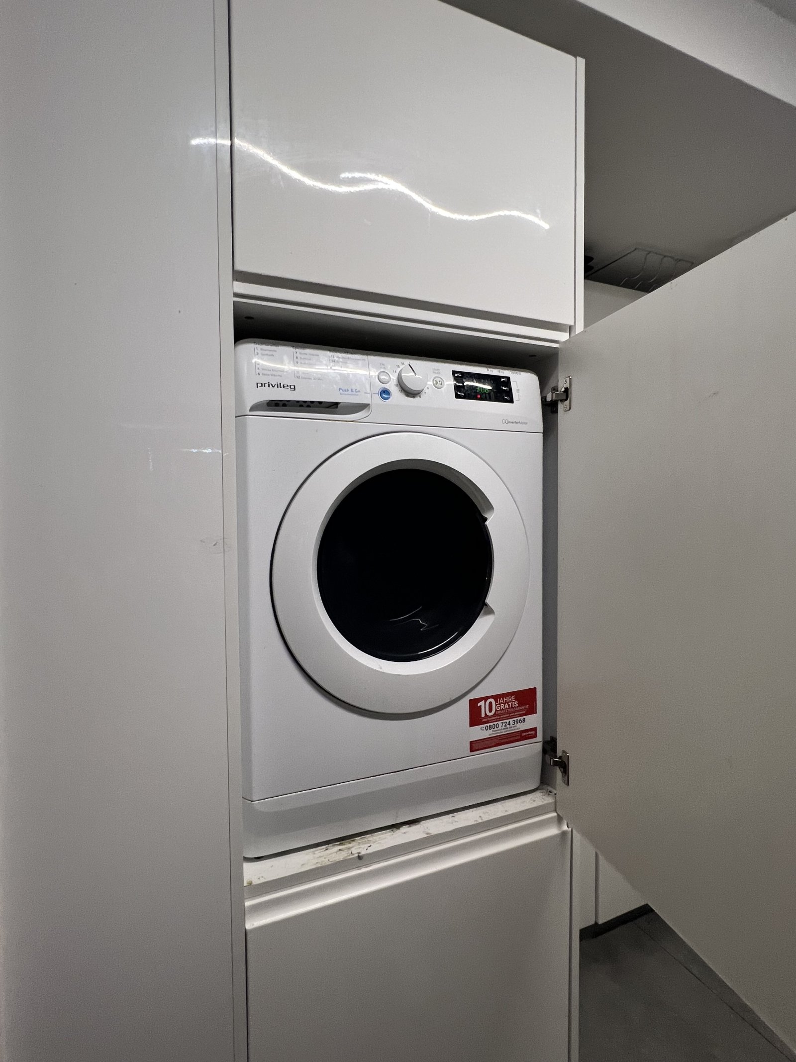 Großes Zimmer in moderner 4er-WG in Nürnberg am Nordring