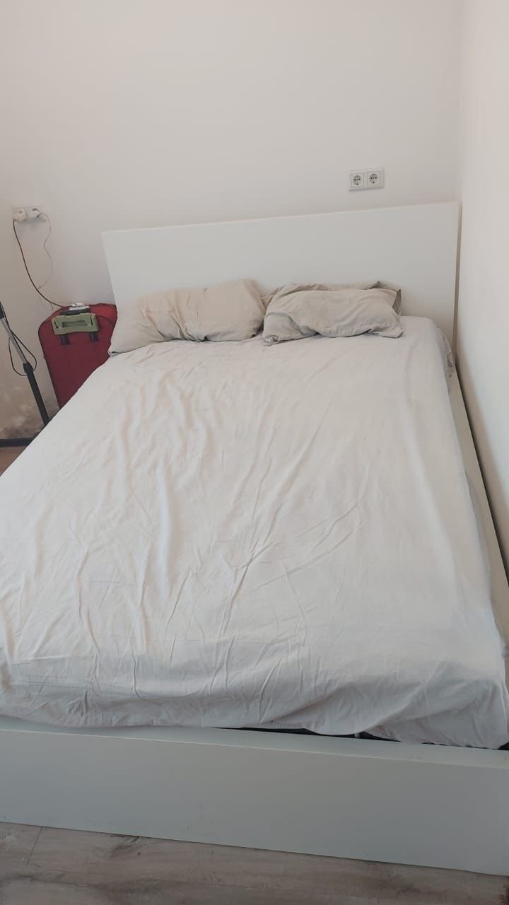 Großes Zimmer in moderner 4er-WG in Nürnberg am Nordring