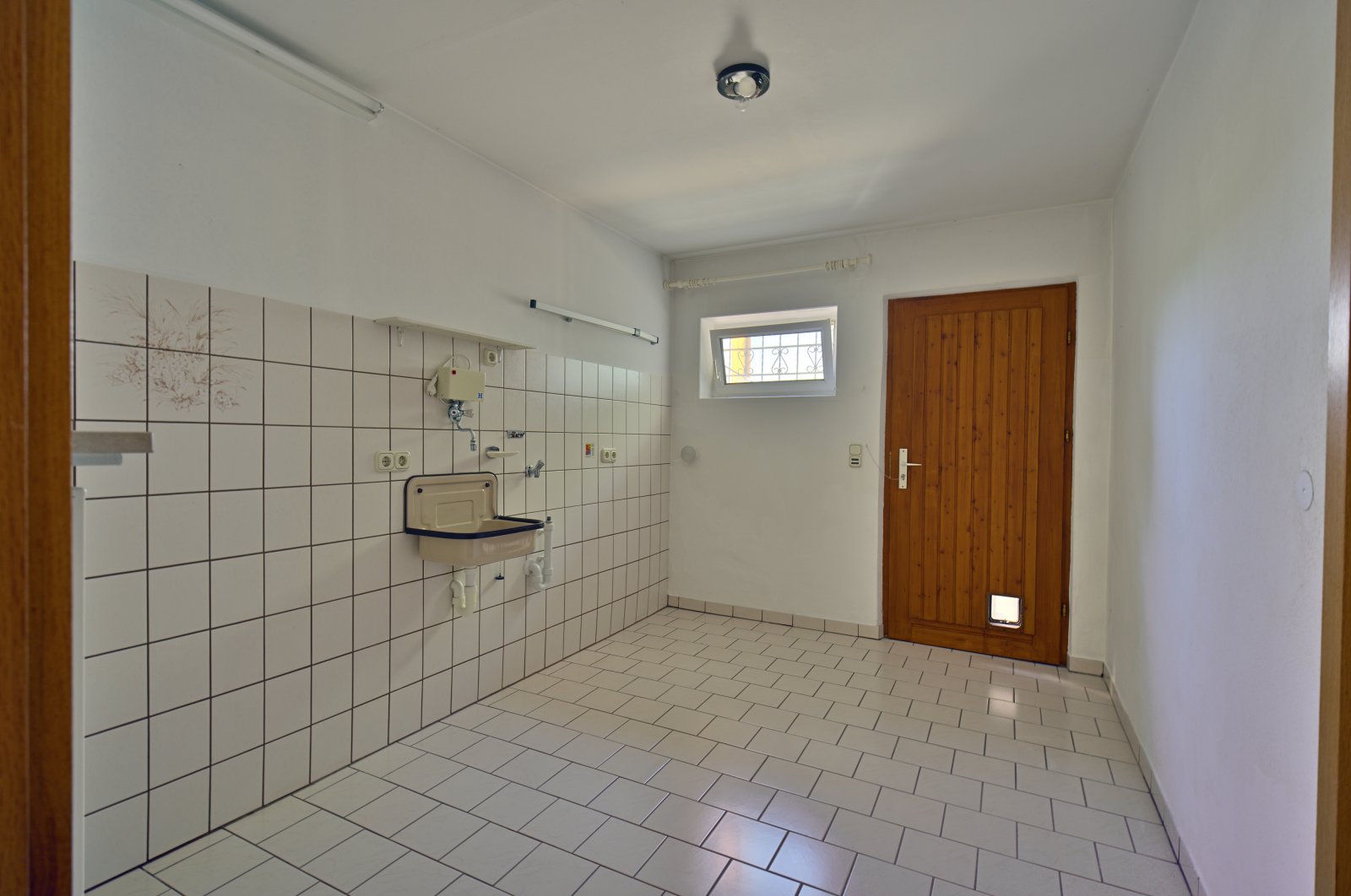 Provisionsfrei: Ein Zuhause im Grünen - Attraktives Landhaus mit Einliegerwohnung in idyllischer Ortsrandlage von Haundorf