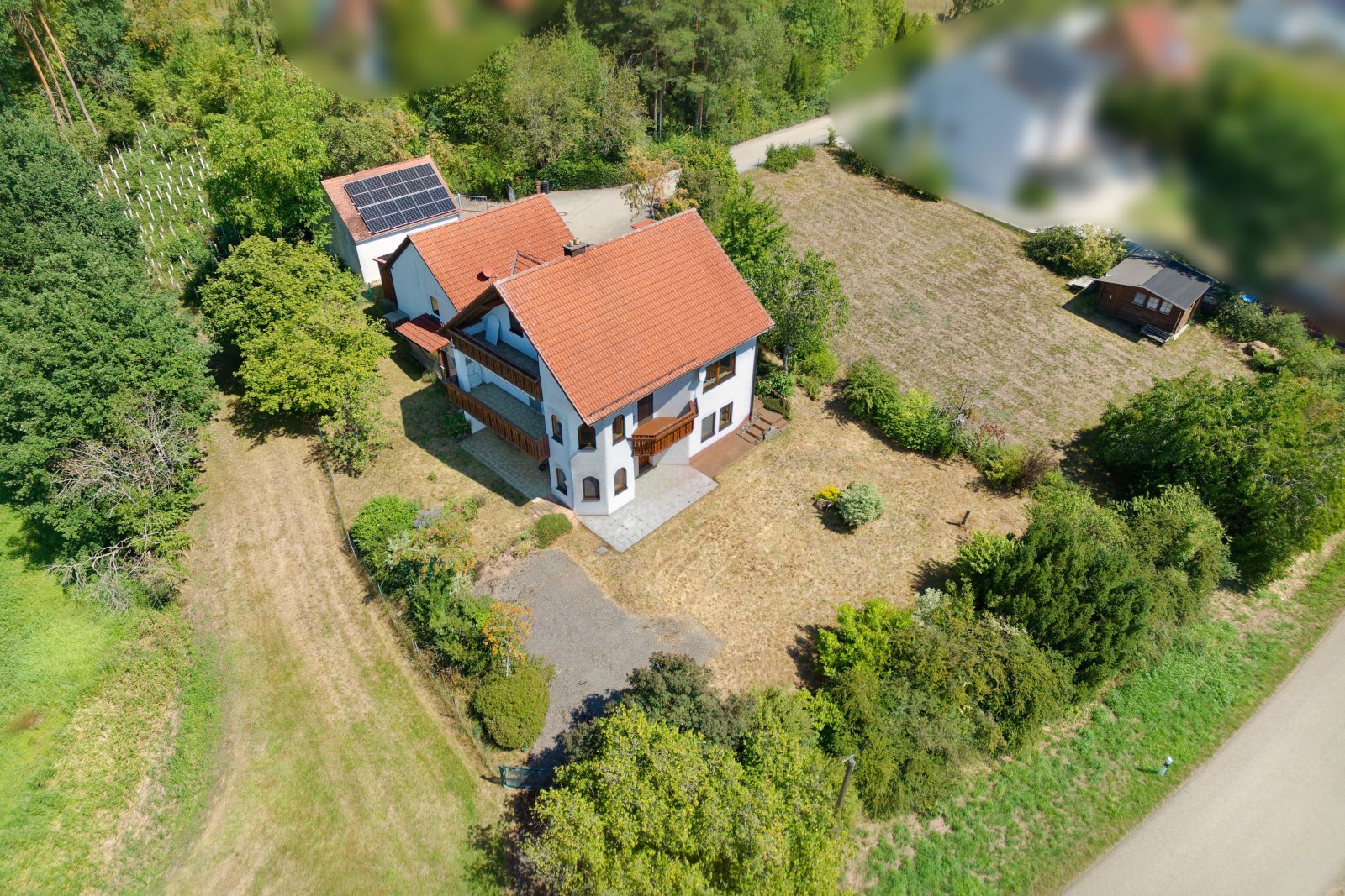Provisionsfrei: Ein Zuhause im Grünen - Attraktives Landhaus mit Einliegerwohnung in idyllischer Ortsrandlage von Haundorf