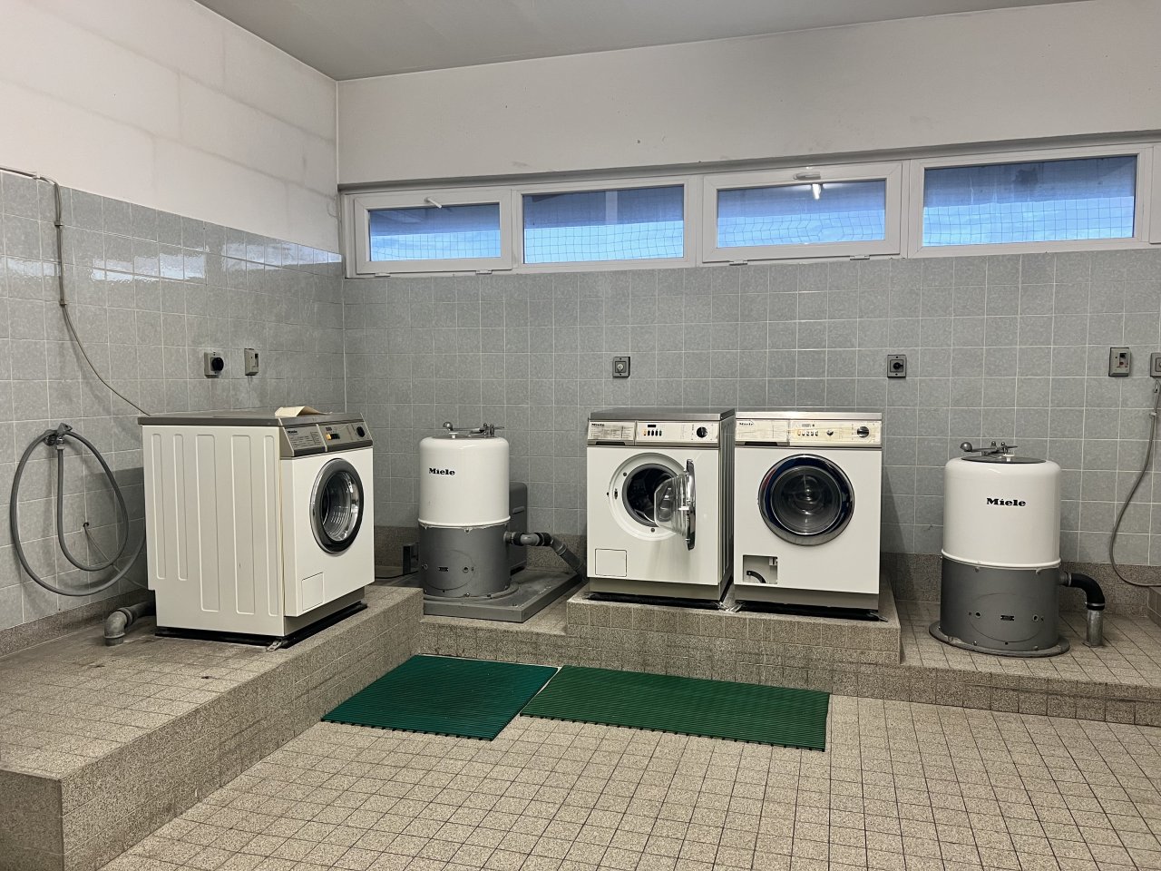 Waschmaschinen mit Münzautomaten