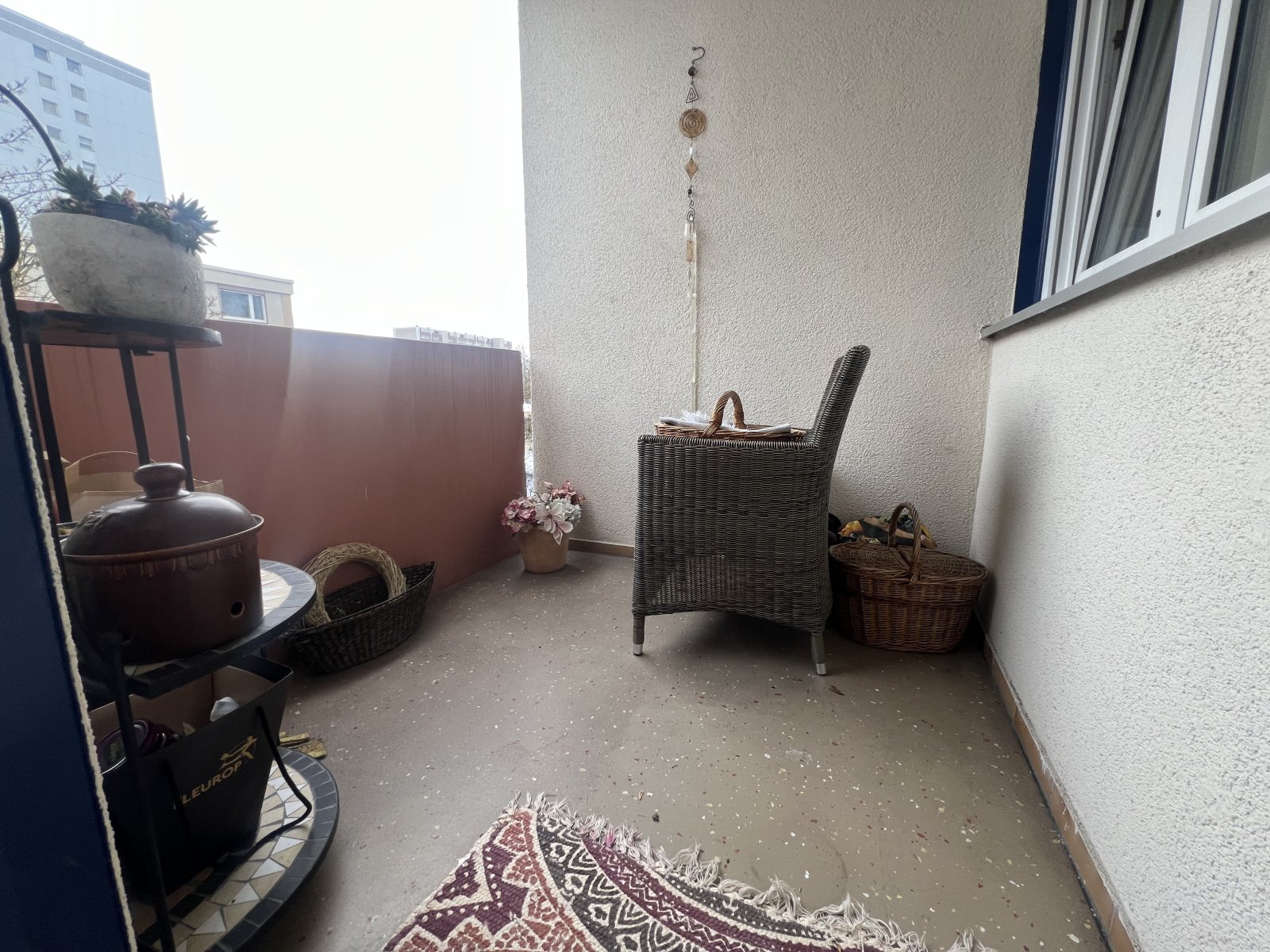 ... mit Zugang zur Süd-Loggia.