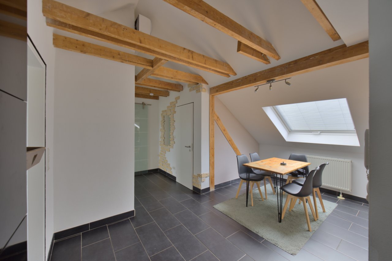 Sonnige 2,5 Zimmer Wohnung in Alterlangen