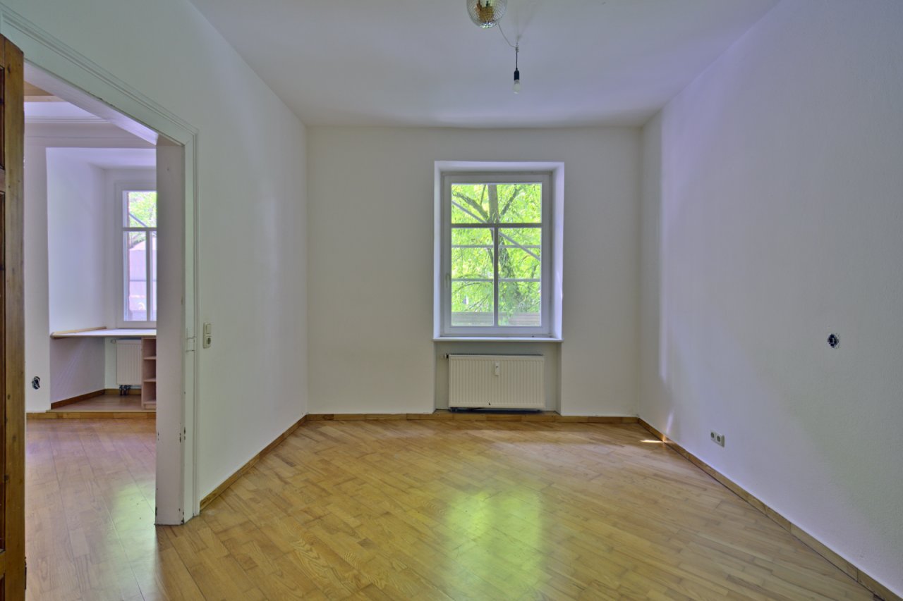 ... zum Elternschlafzimmer. ... zum Elternschlafzimmer.
